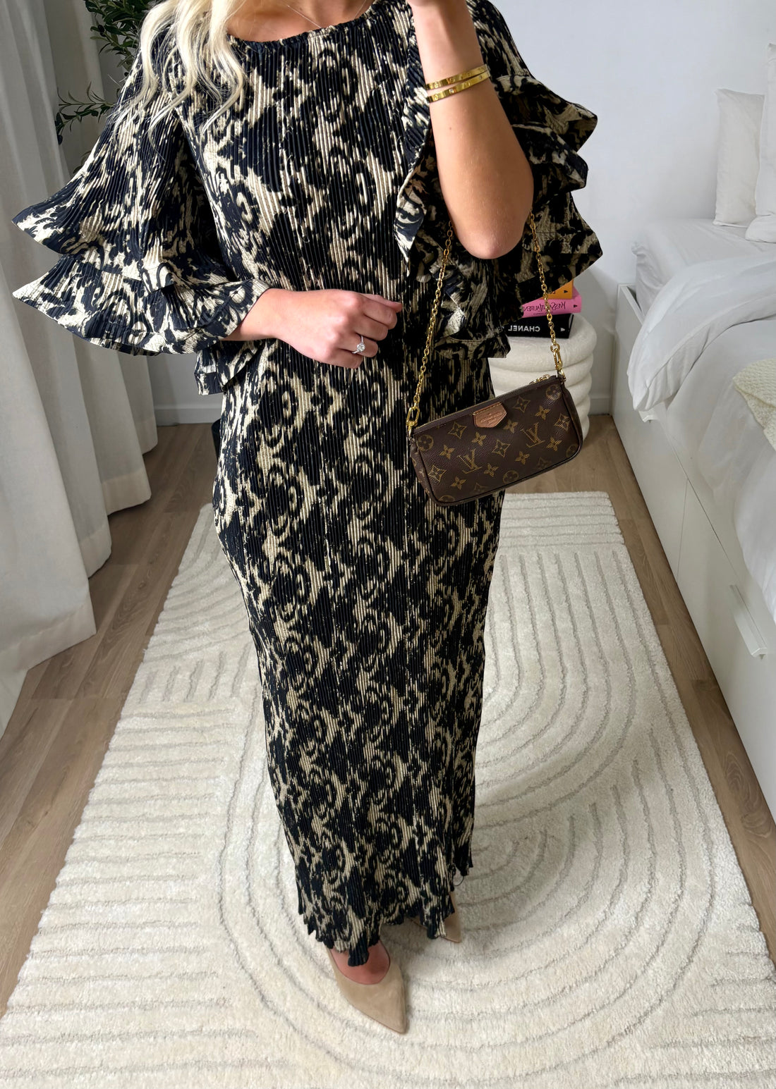Robe Issaya