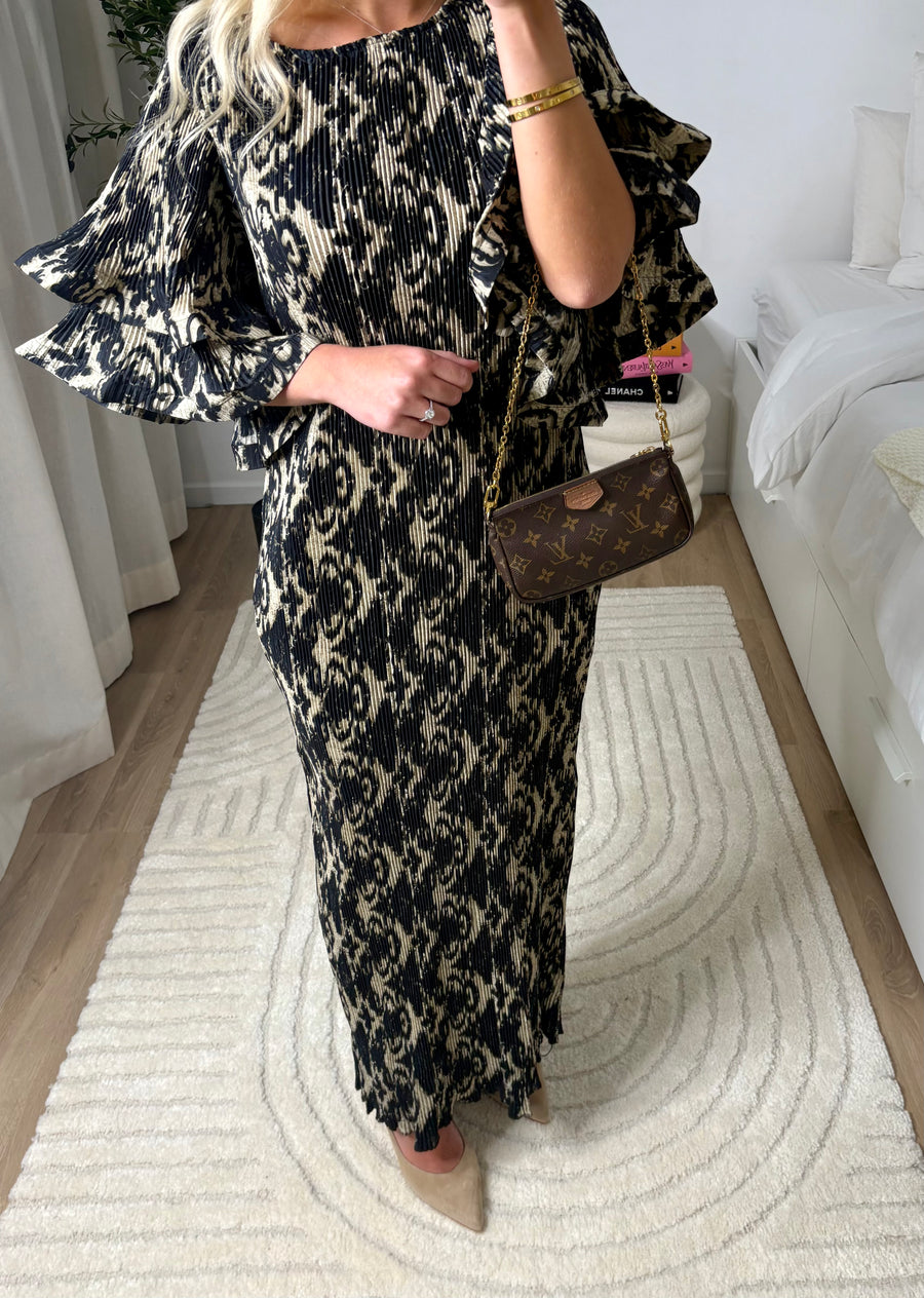 Robe Issaya