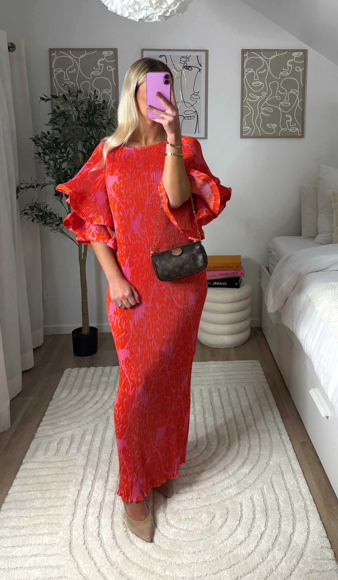 Robe Issaya